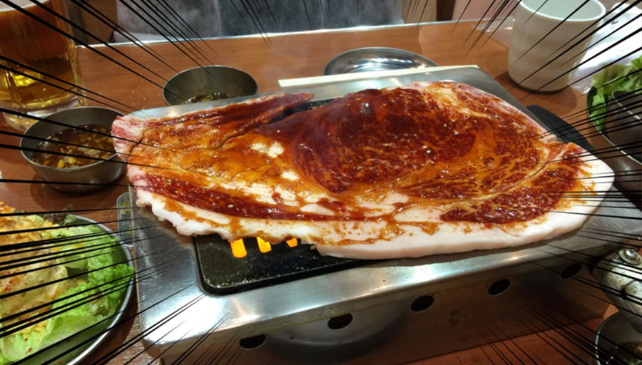 はみ出るおいしさ!『大阪焼肉・ホルモン ふたご』のはみ出るカルビはめっちゃテンションあがるし新年会にオススメ